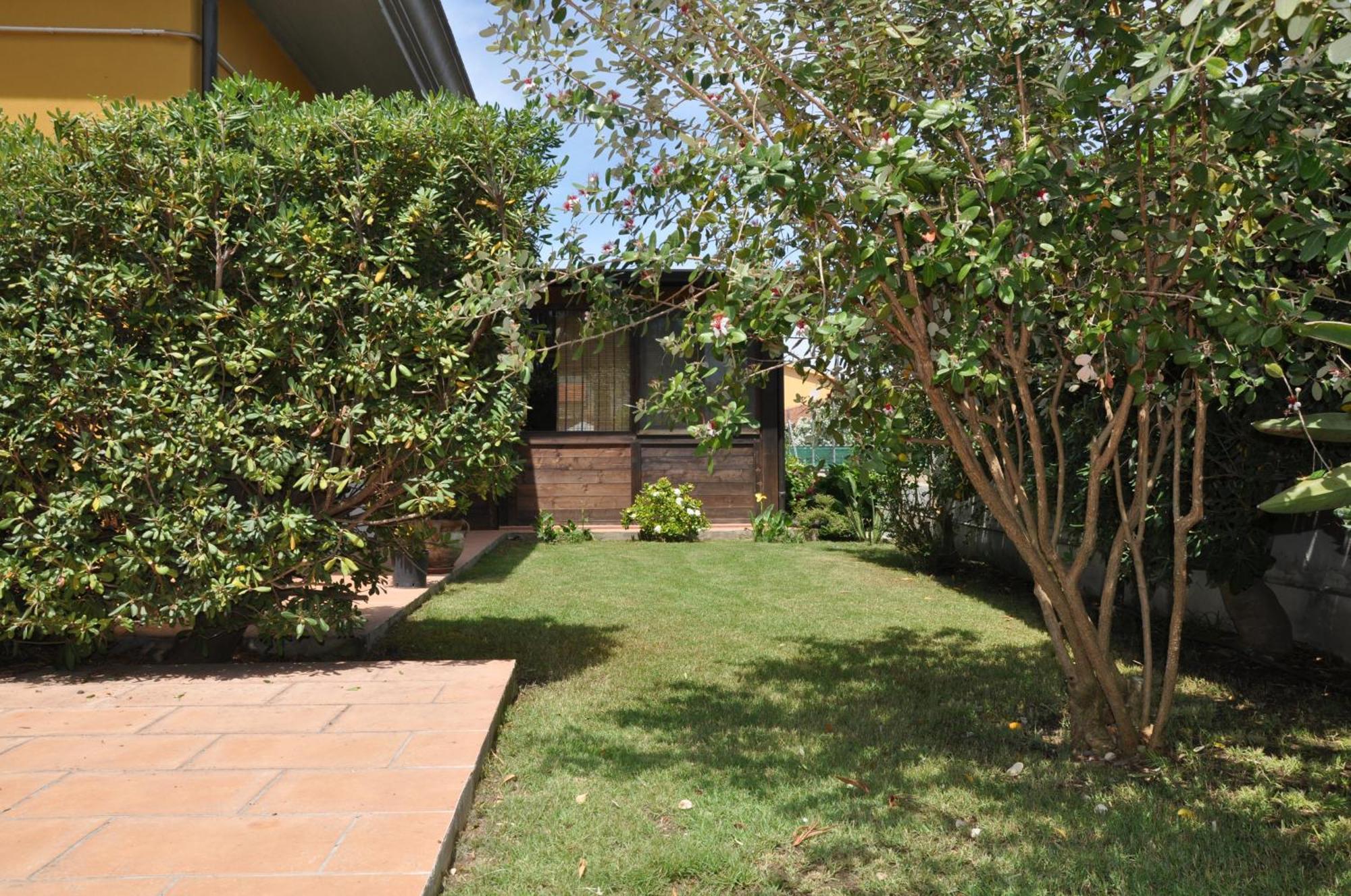 B&B Gassa D'Amante Capoterra Exterior foto